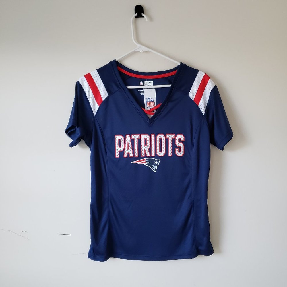 New England Patriots V-Neck T-Shirt Tee Womens Small Large Blue NFL Stripes NWT